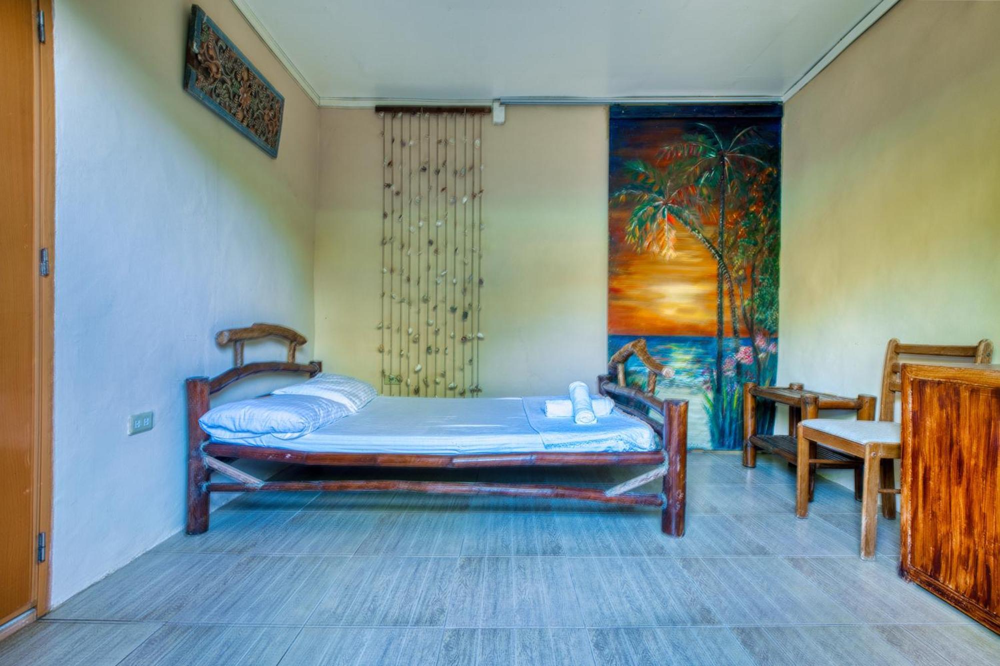 Pilar Pilapil Beach Resort Daanbantayan Phòng bức ảnh